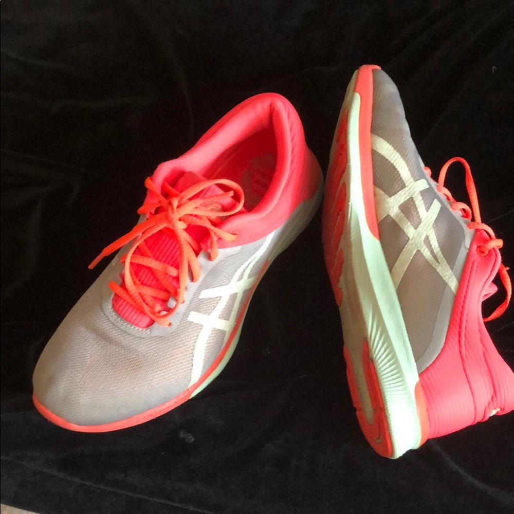ASICS Women's Gray and Red Running Shoes